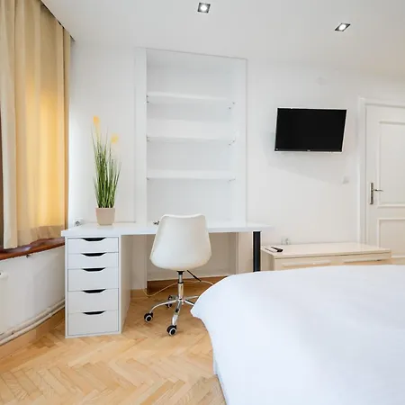 Simonovic דירה *